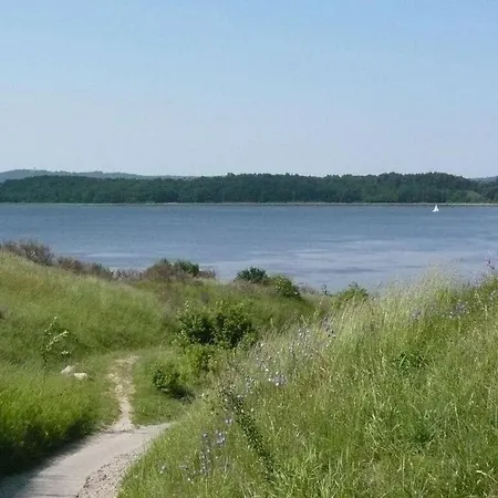 Elysium 2 Comfortable Holiday home *